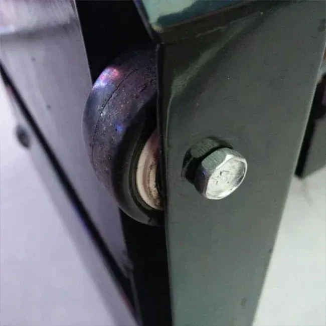 Ojaletiadora Semiautomática