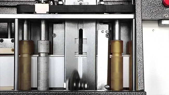 Dobladora de Aluminio Automática para Letras