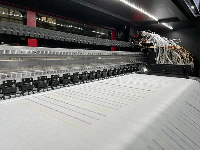 Impresora de sublimación industrial de 1,9m para tejidos de fibra con 24 cabezales Epson I3200A1