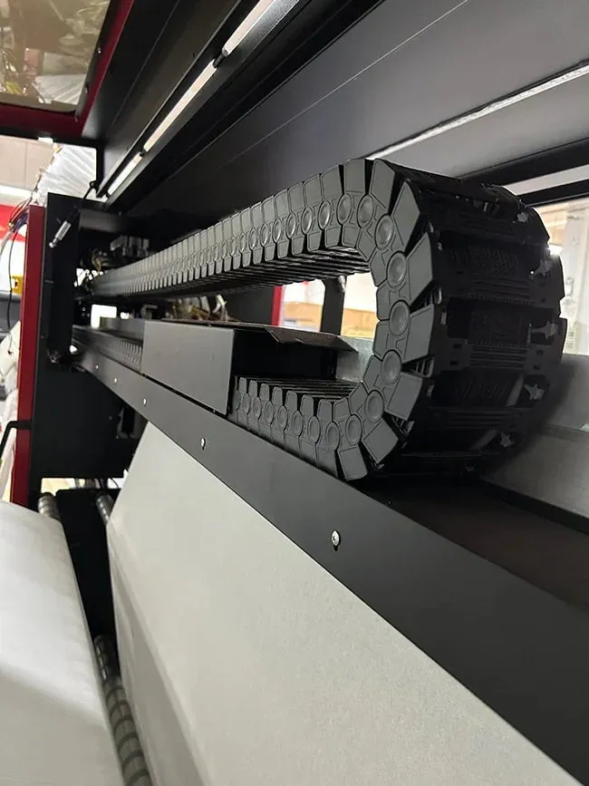 Impresora de sublimación industrial de 1,9m para tejidos de fibra con 24 cabezales Epson I3200A1